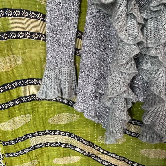 Y2K Sioni Gray Knit Fairycore Ruffle Cardigan Size Small - Picture 4 of 13